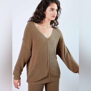 Aritzia Wilfred Free Hush Knit V-Neck Sweater brown teddy bear cozy sz sm